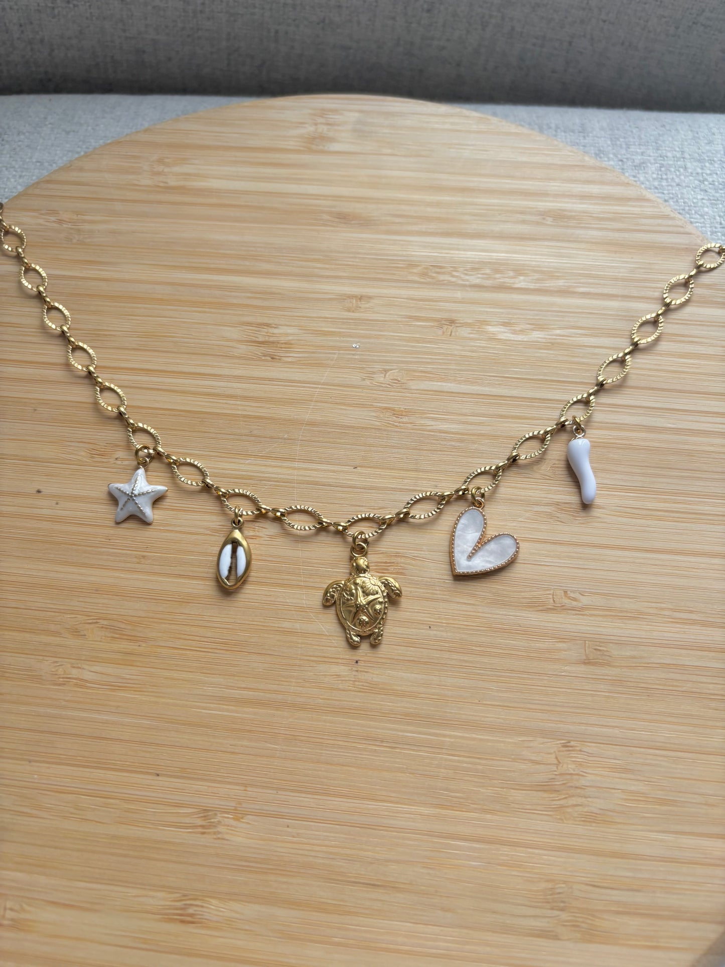 Collier Lou