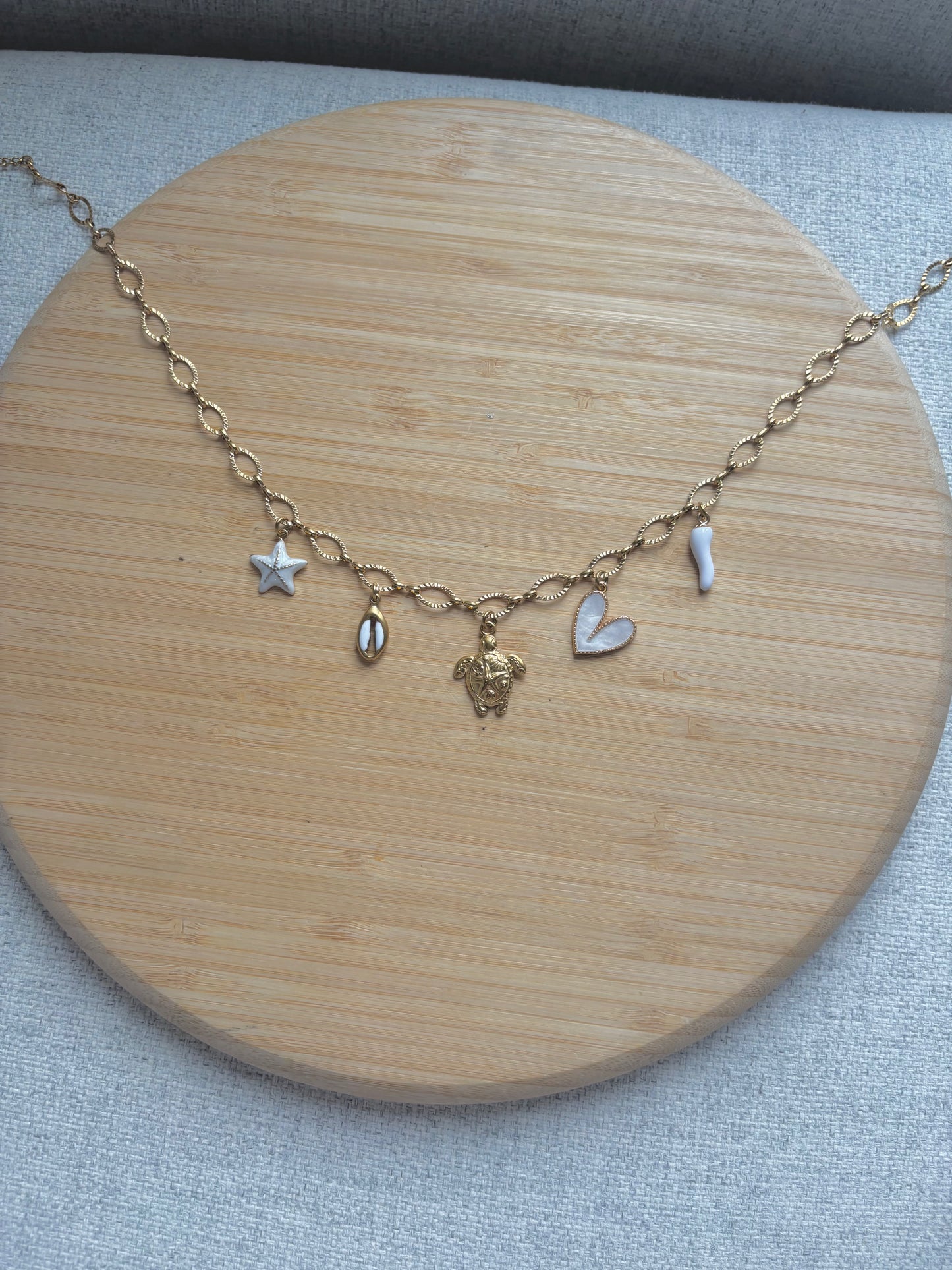 Collier Lou