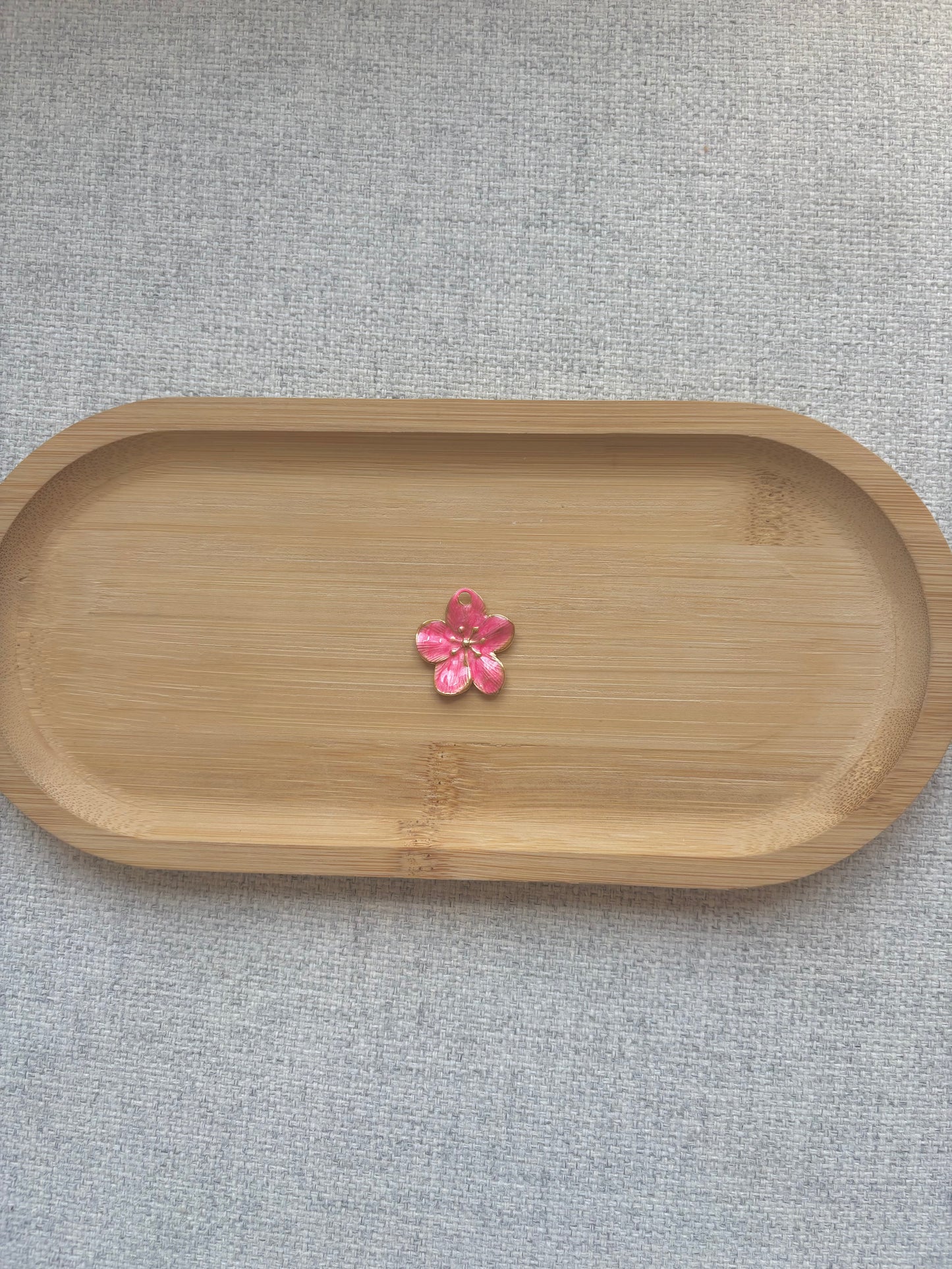 Breloque fleur rose