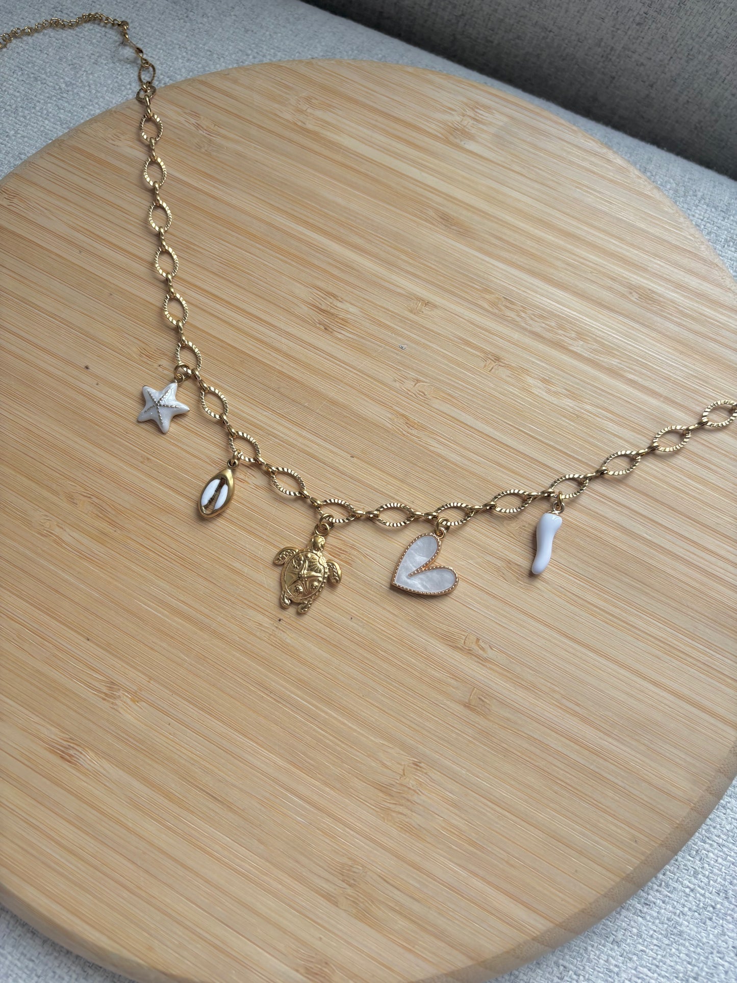 Collier Lou