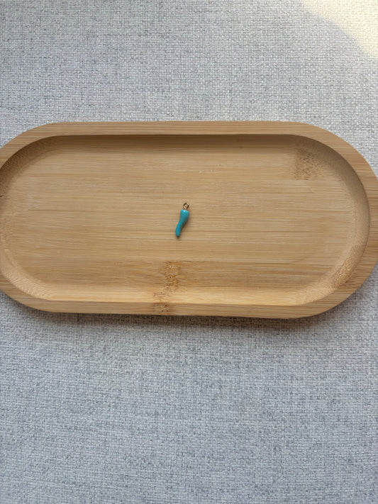Breloque piment bleu clair