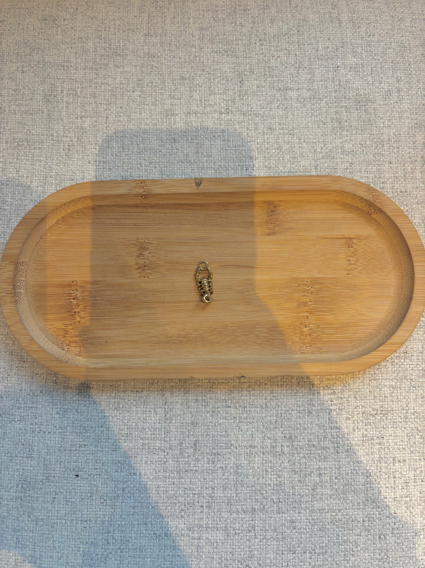 Breloque scorpion