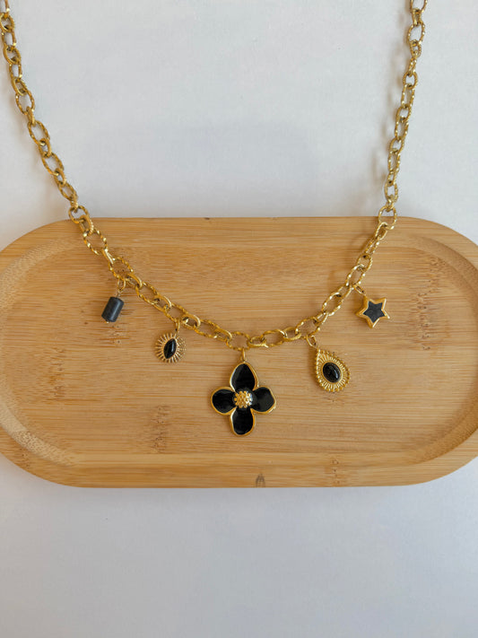 Collier Julia
