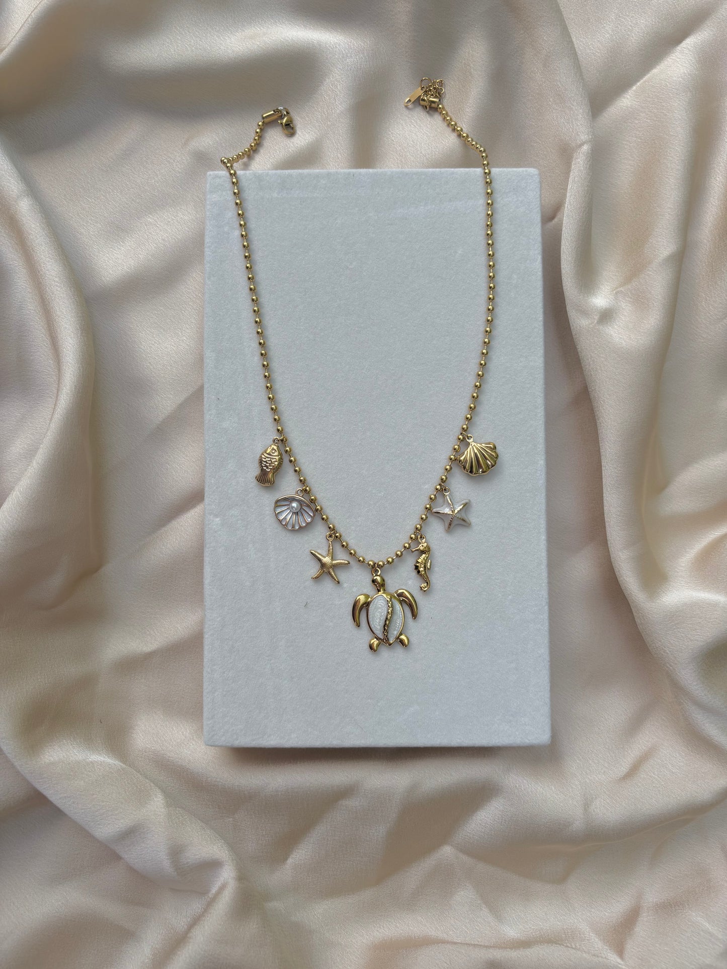 Collier Naya