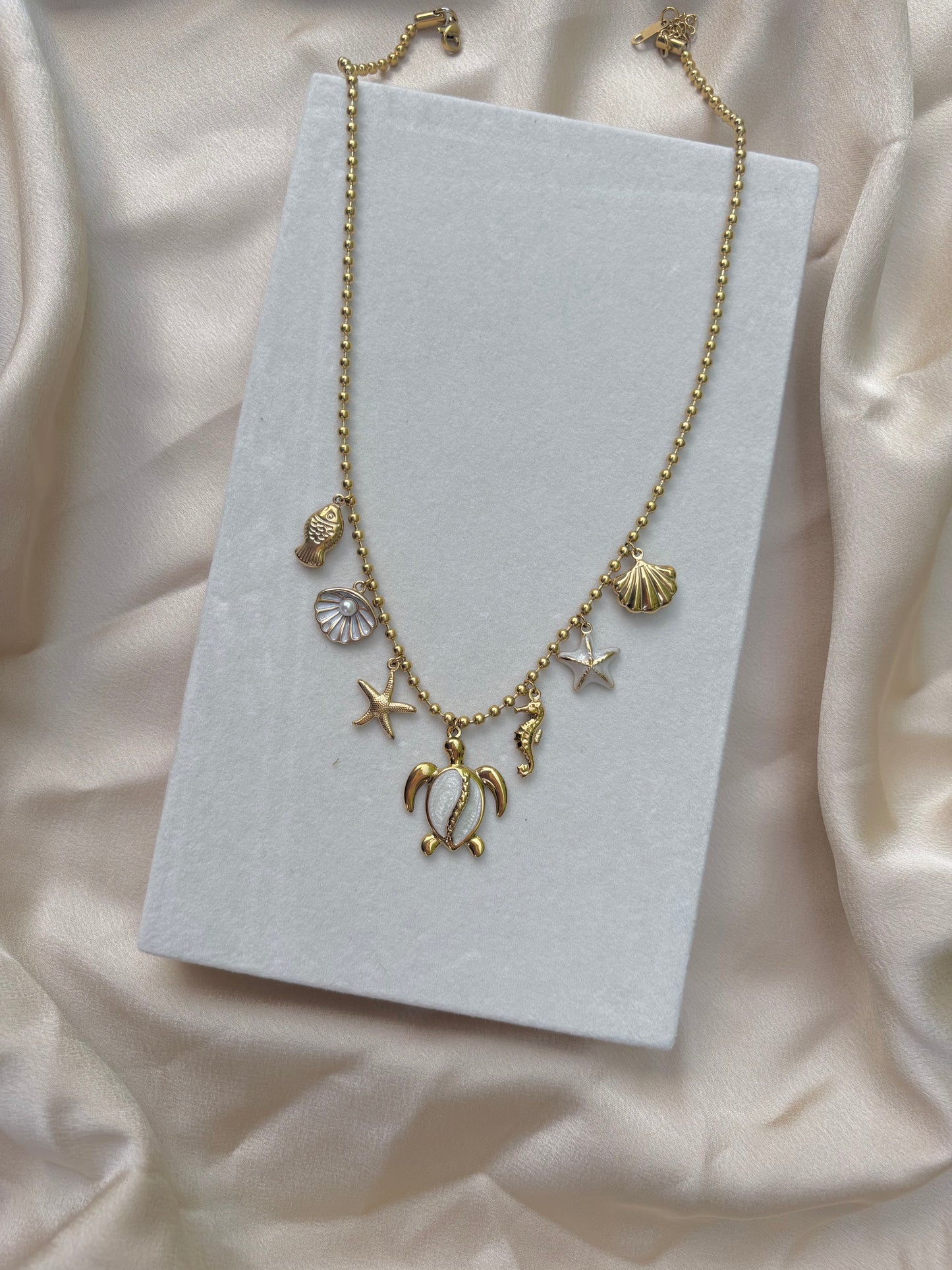 Collier Naya