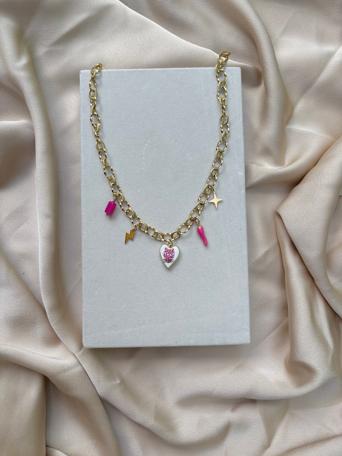 Collier Léo