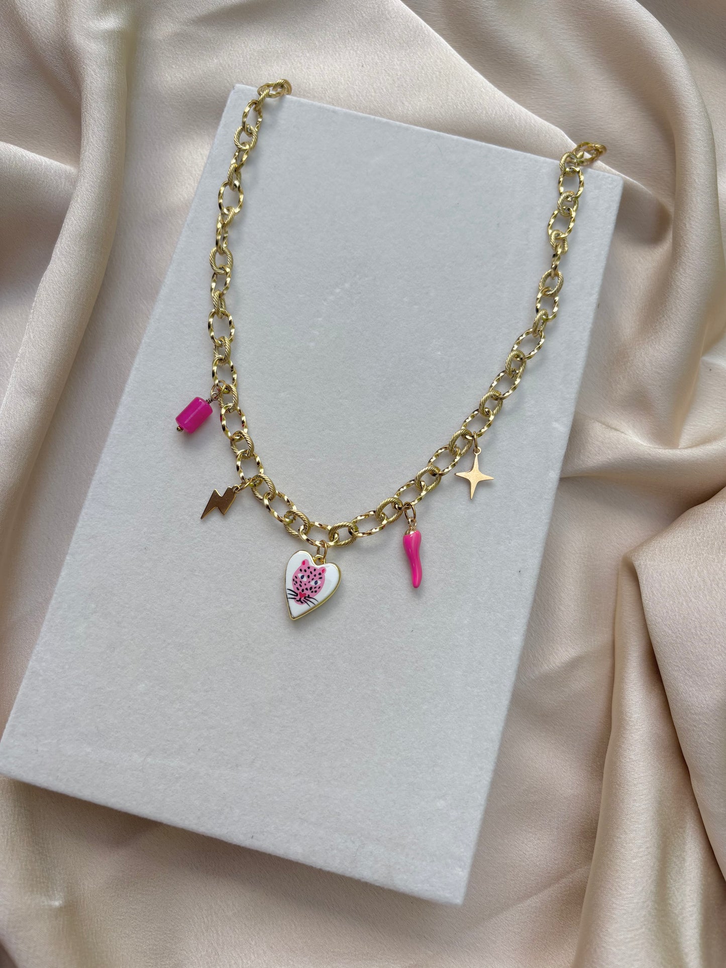 Collier Léo