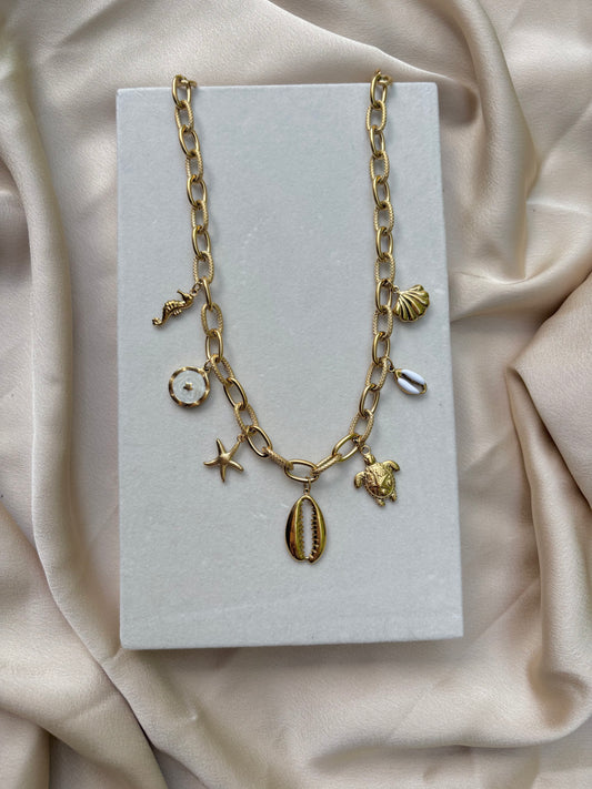 Collier Hilona