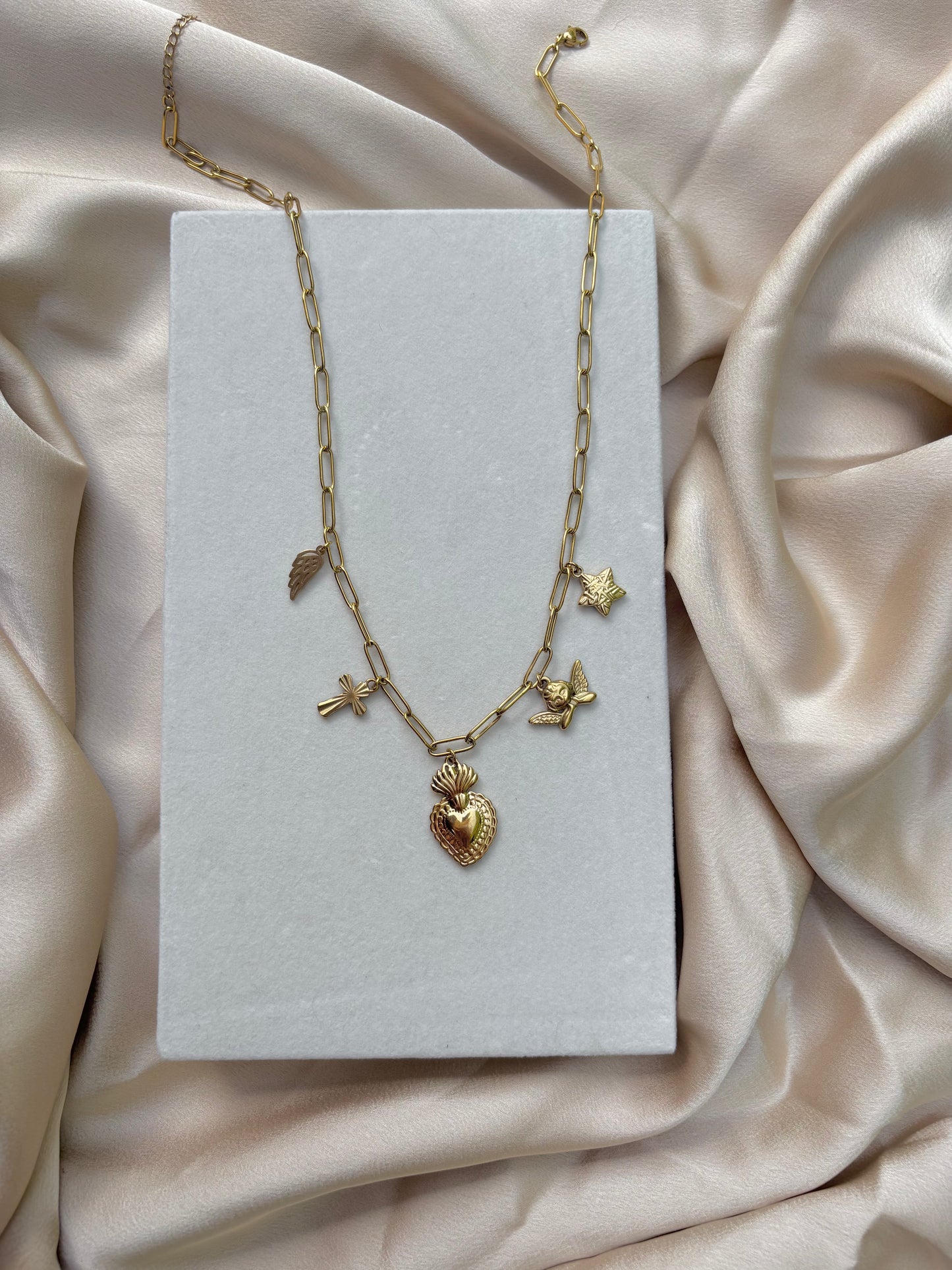 Collier Tara