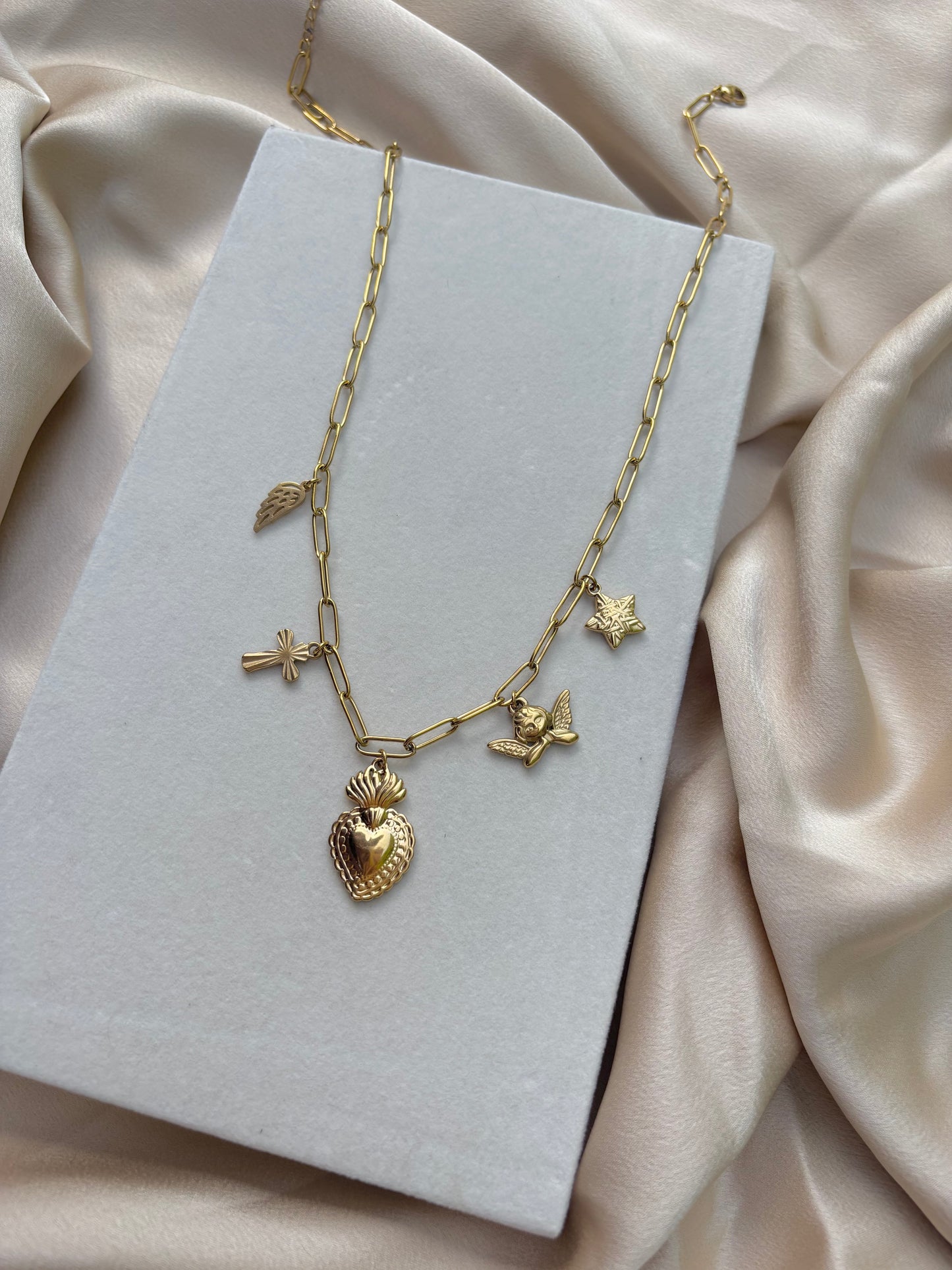 Collier Tara