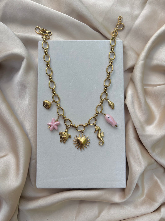Collier Lara